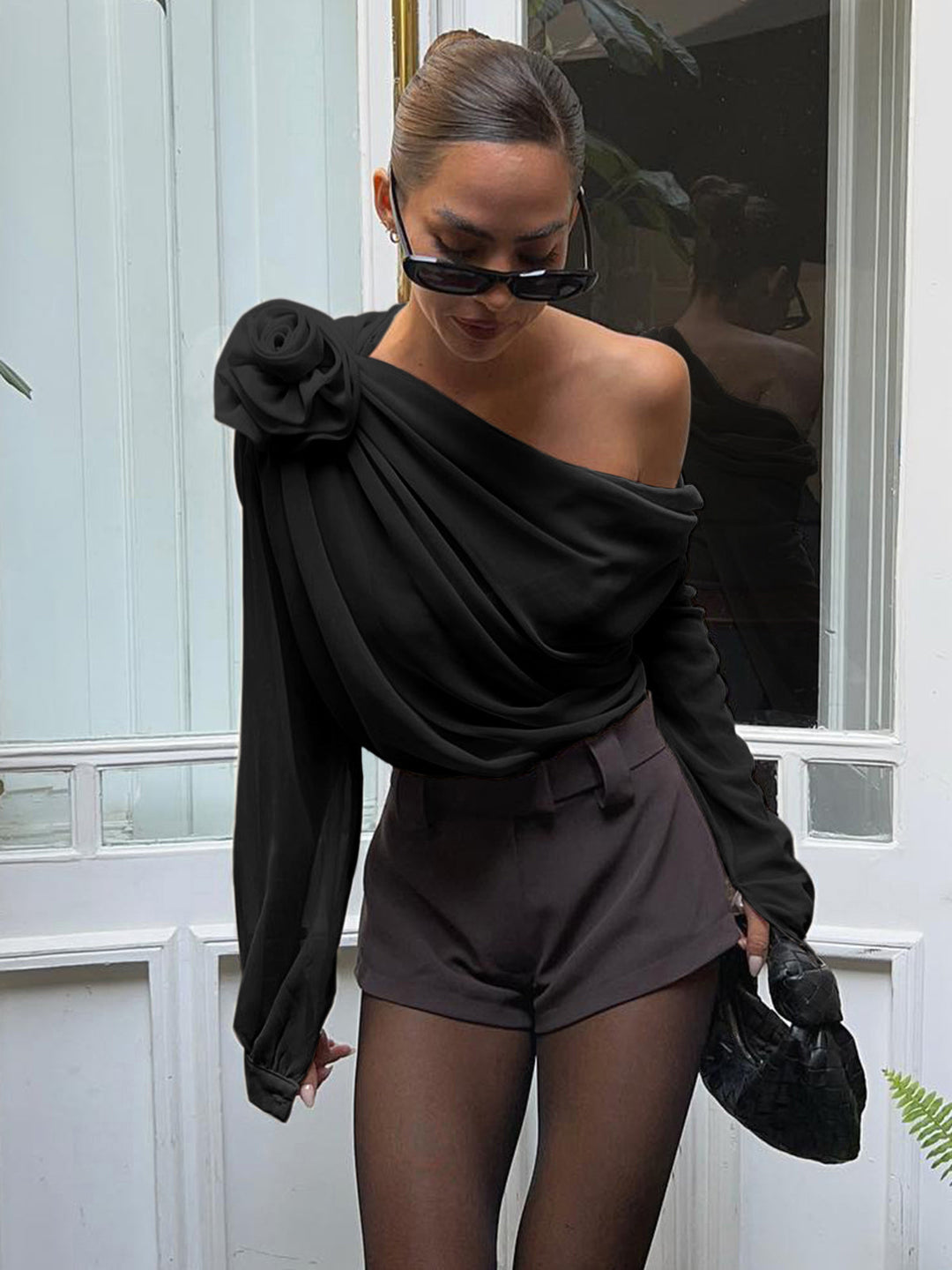 חולצה אסימטרית