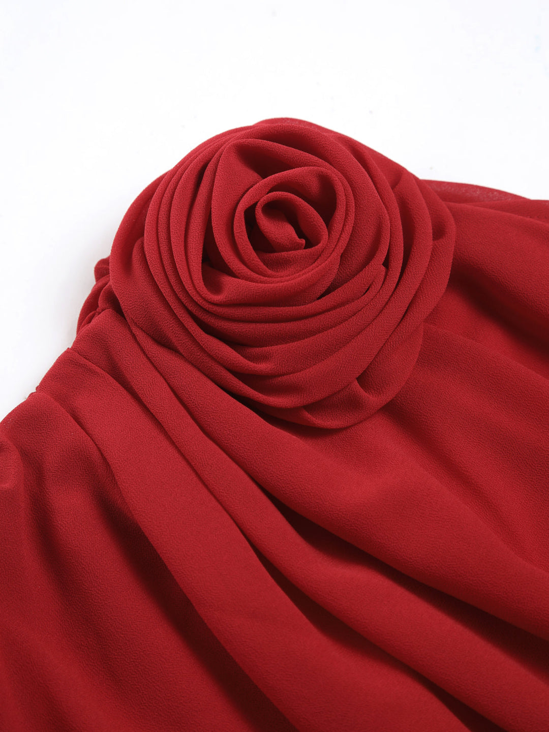 חולצה אסימטרית